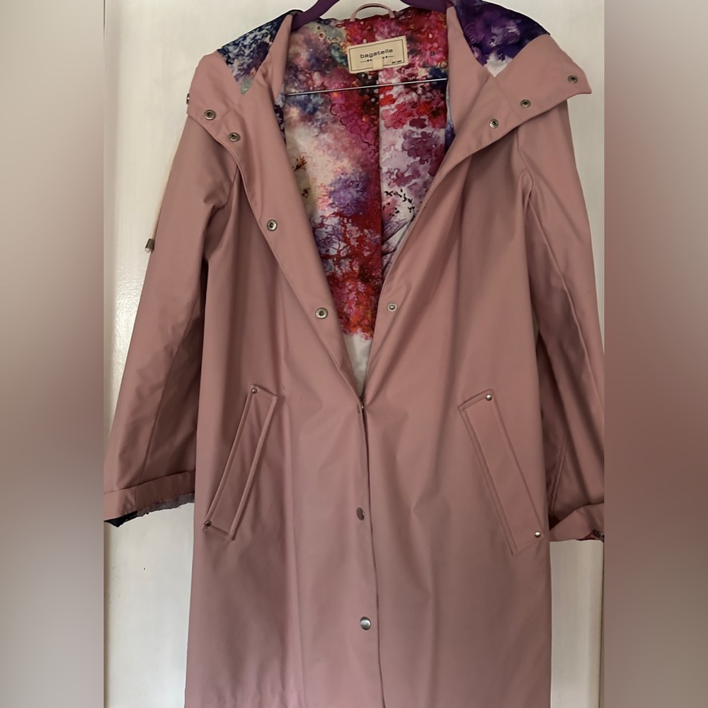 Bagatelle Collection Women's Pink Raincoat with Floral Lining